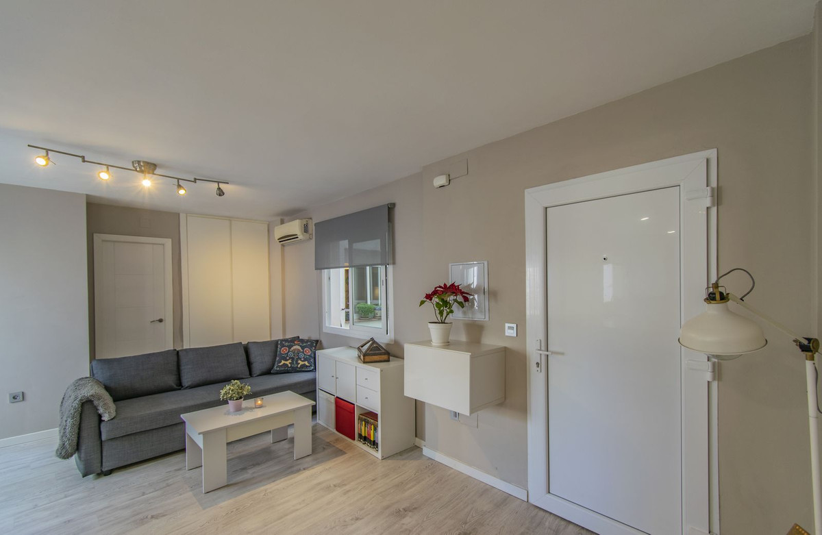 Middle Floor Apartment bilde 27