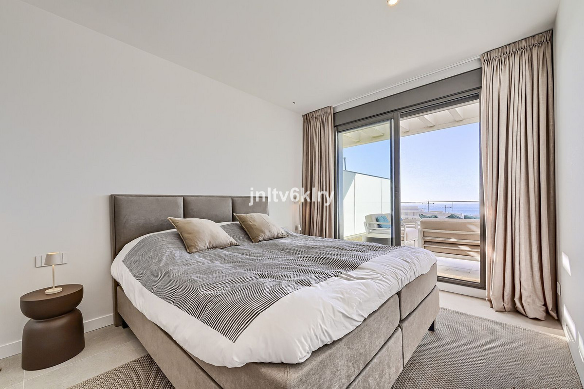 Middle Floor Apartment bilde 14