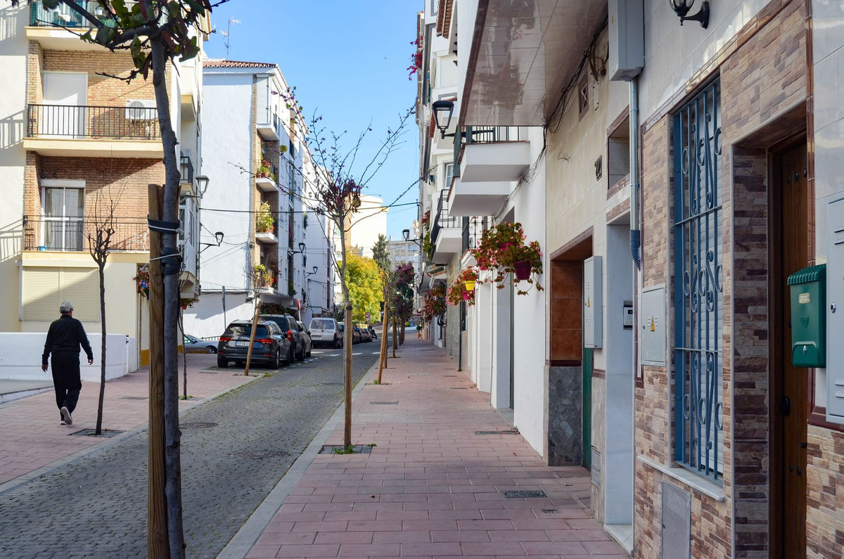 Middle Floor Apartment bilde 2