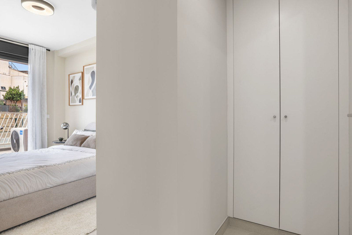 Middle Floor Apartment bilde 16