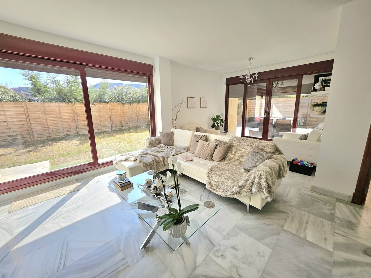 Detached Villa bilde 4