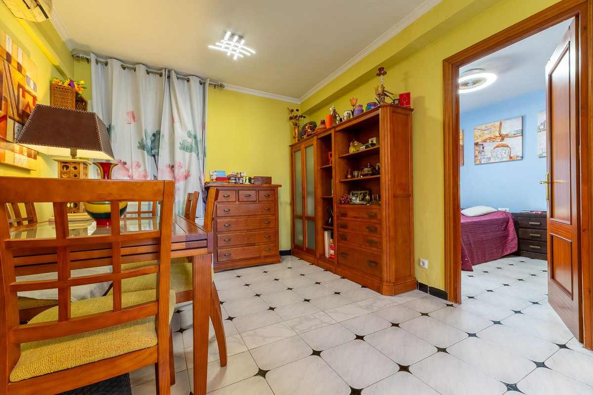 Middle Floor Apartment bilde 17