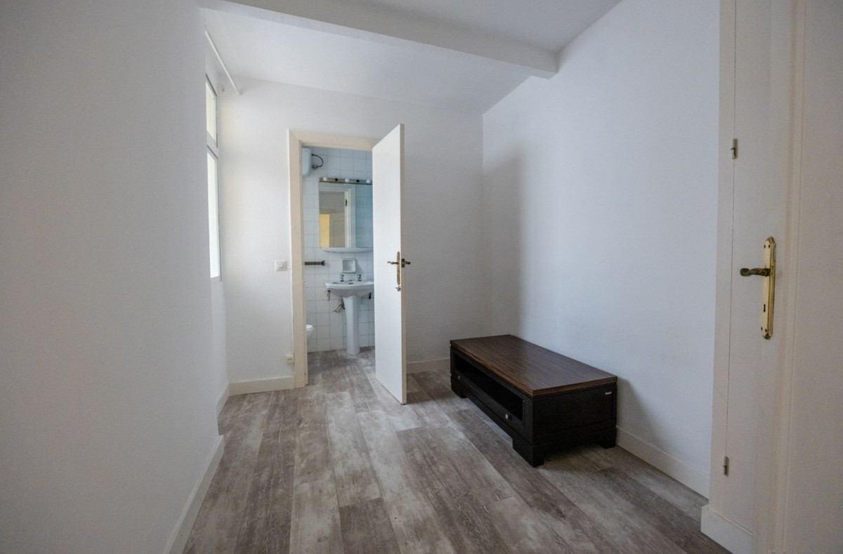 Middle Floor Apartment bilde 21