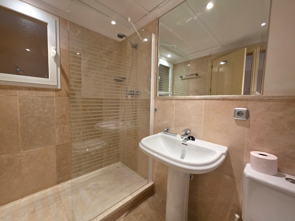 Middle Floor Apartment bilde 19
