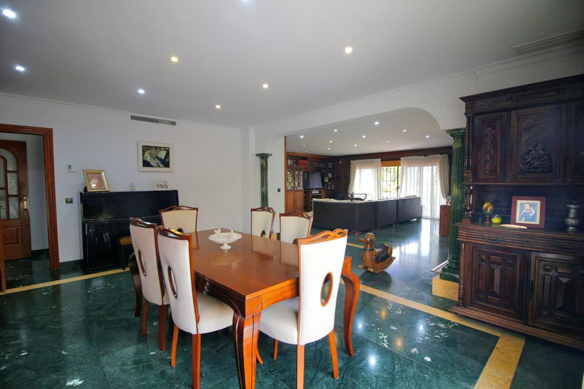 Detached Villa bilde 18