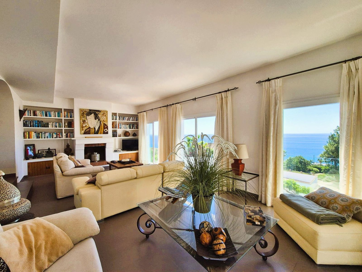 Detached Villa bilde 4