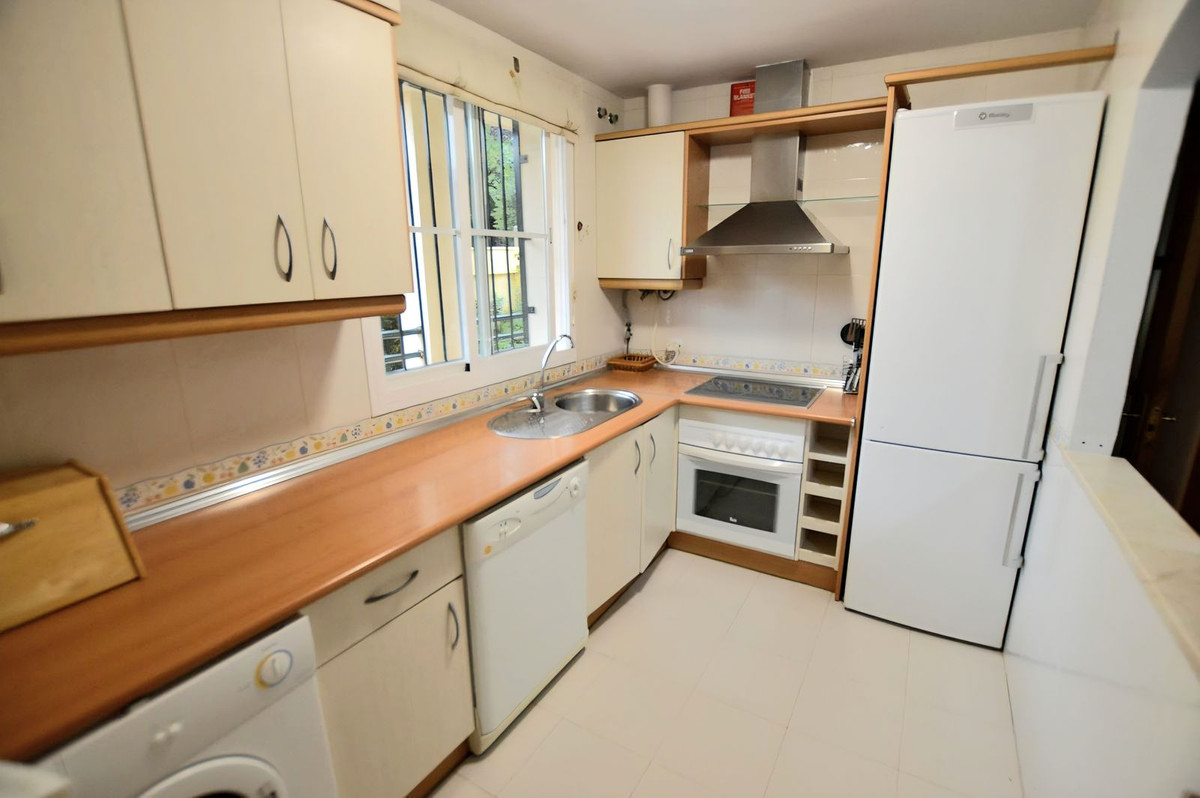 Middle Floor Apartment bilde 6
