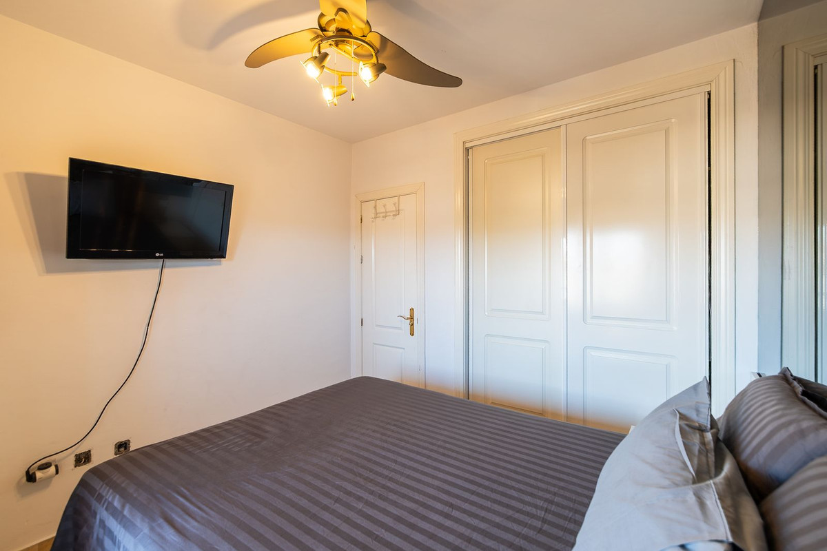 Middle Floor Apartment bilde 25