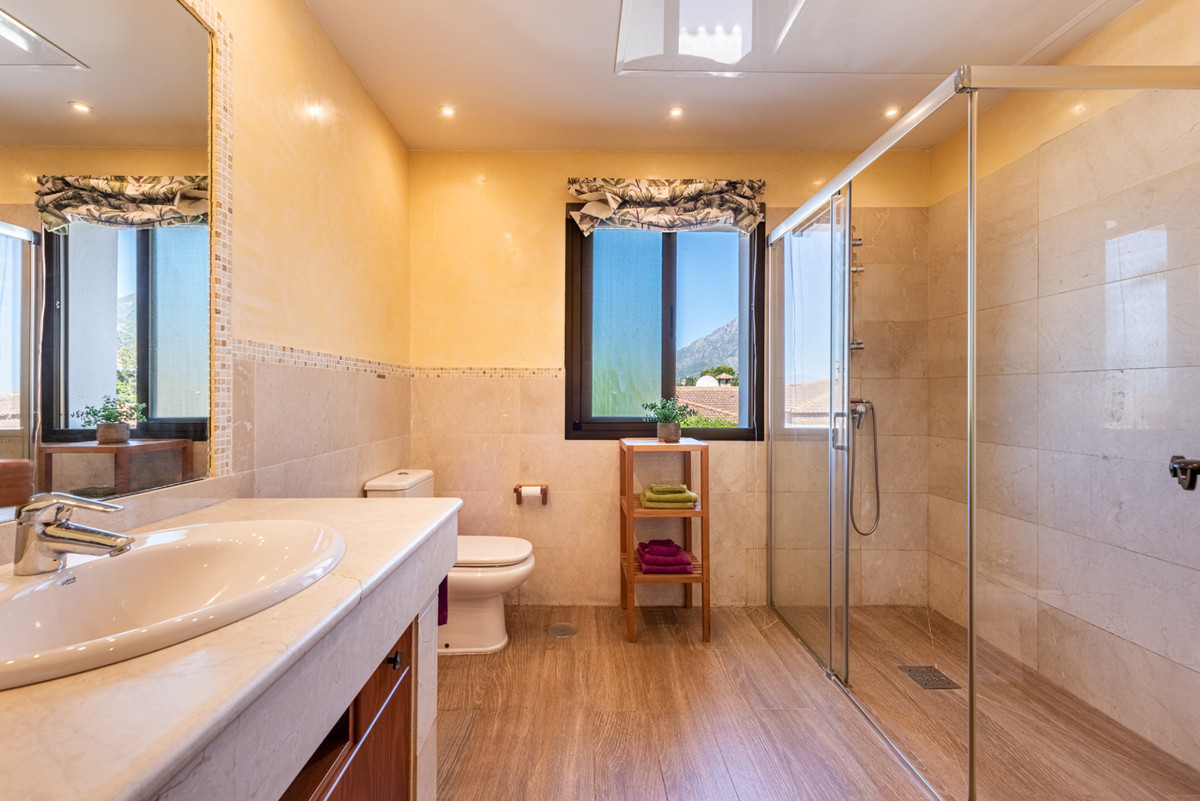 Detached Villa bilde 15