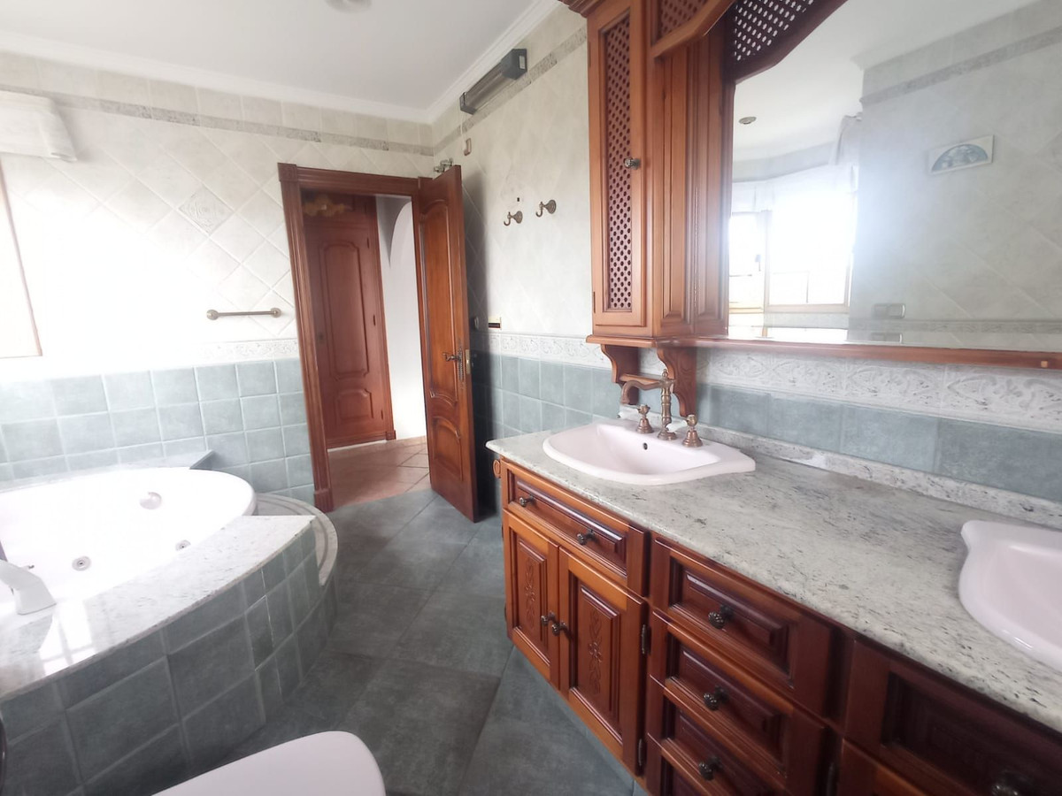 Detached Villa bilde 31