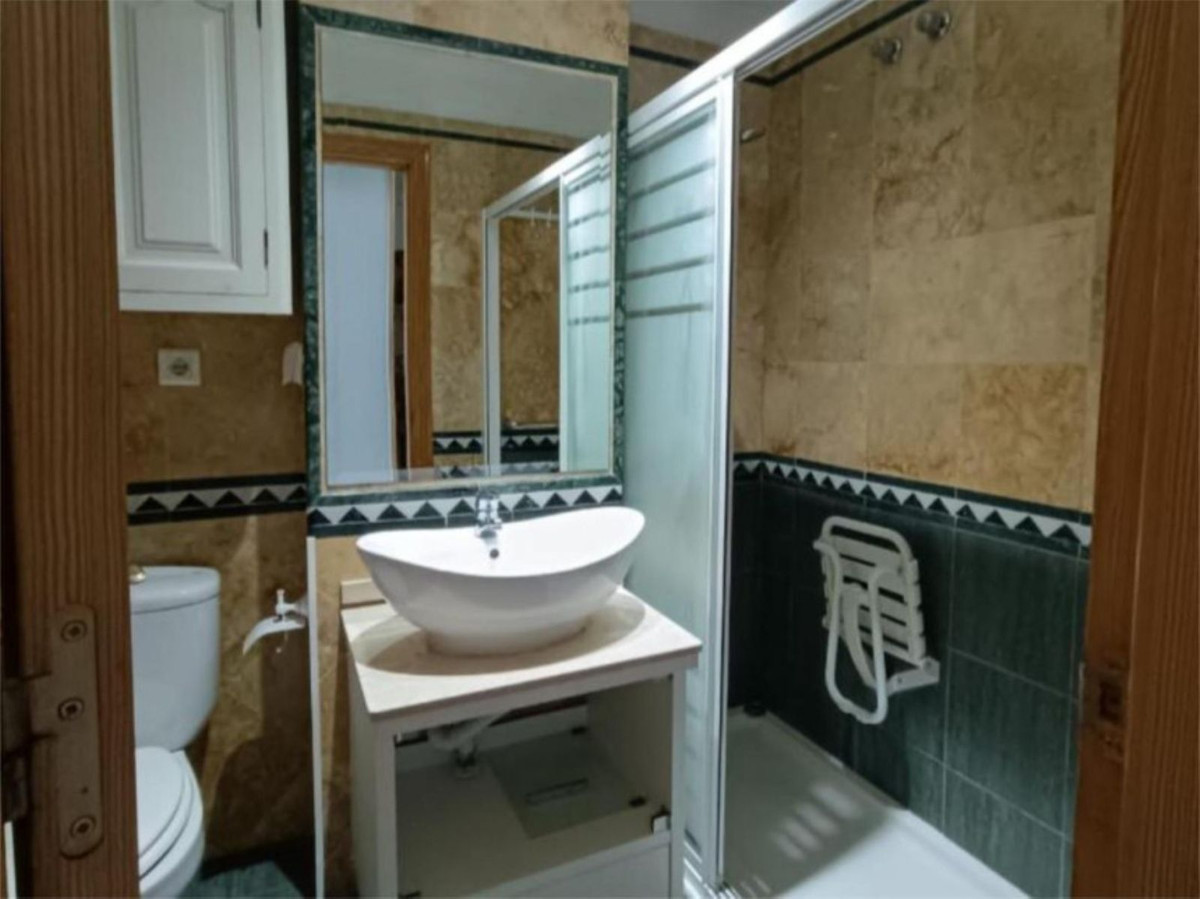 Middle Floor Apartment bilde 18