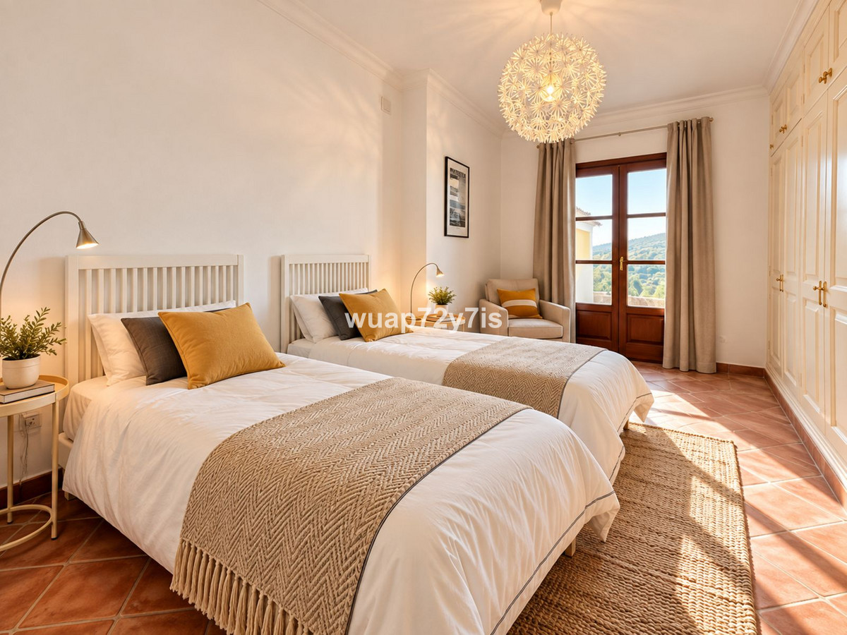 Semi-Detached House bilde 20
