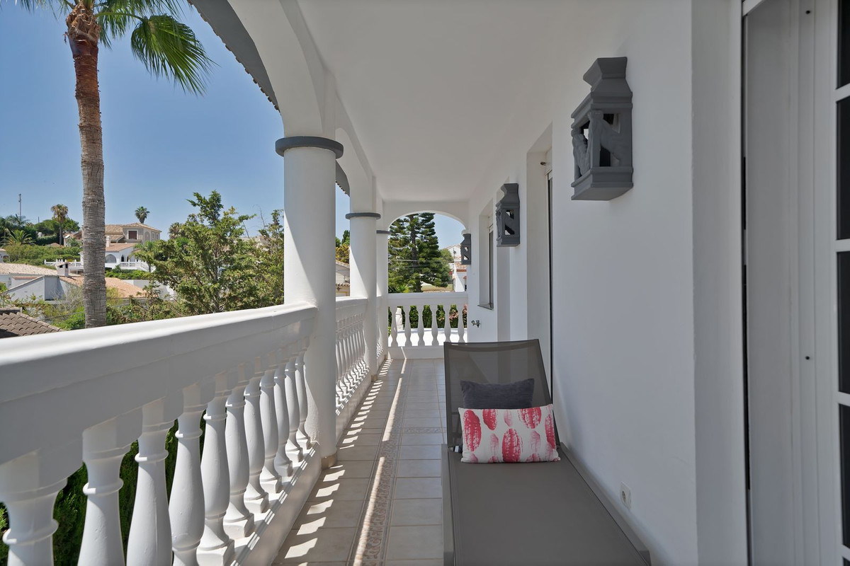 Detached Villa bilde 40