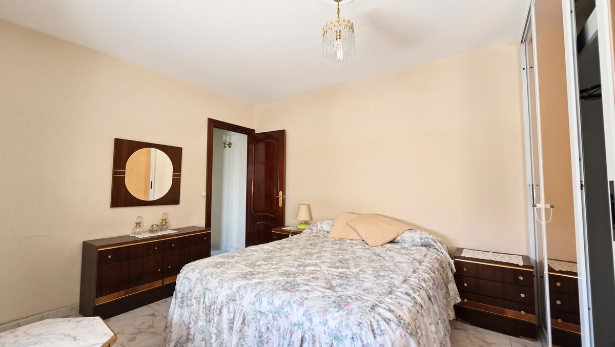 Middle Floor Apartment bilde 9