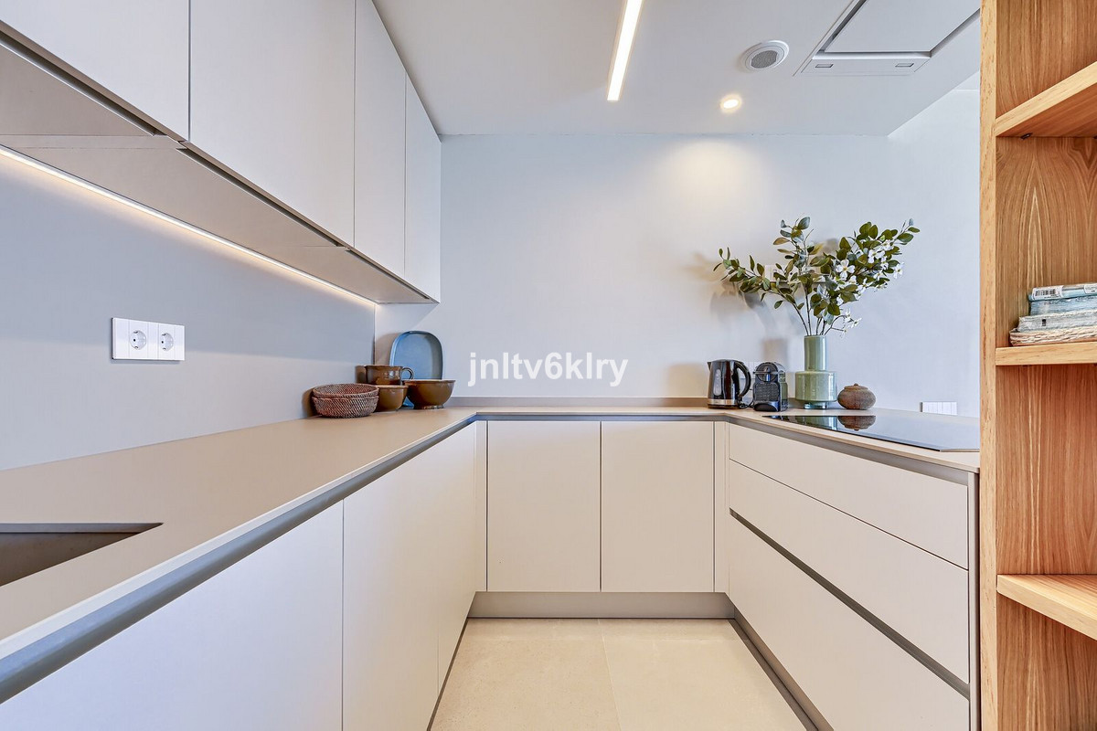Middle Floor Apartment bilde 10