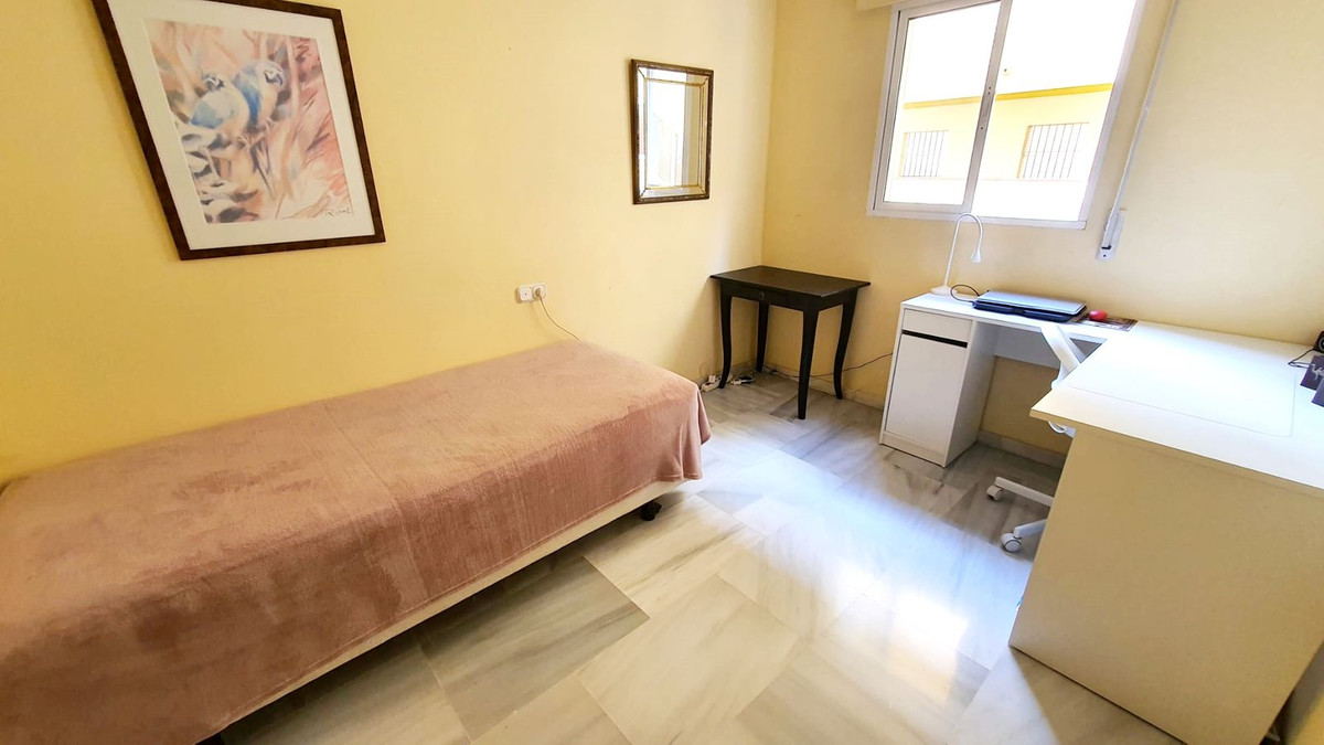 Middle Floor Apartment bilde 19