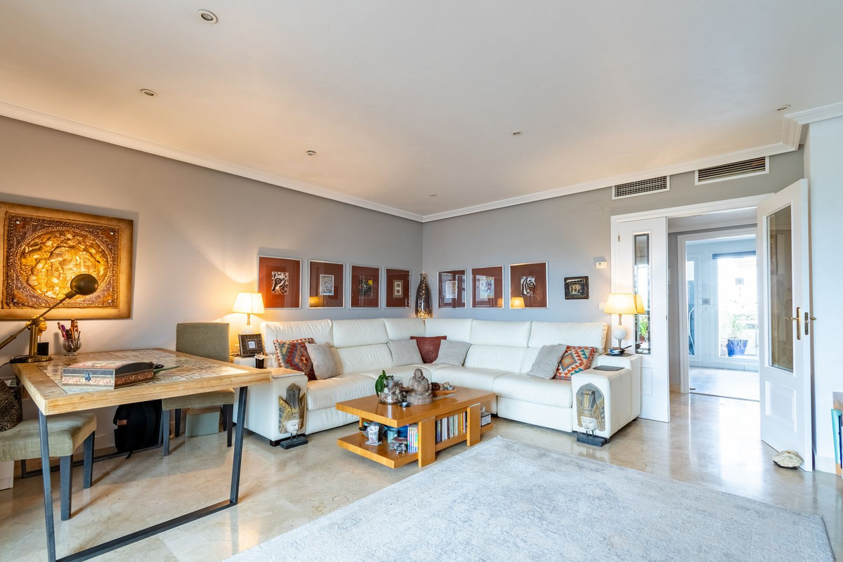 Middle Floor Apartment bilde 31