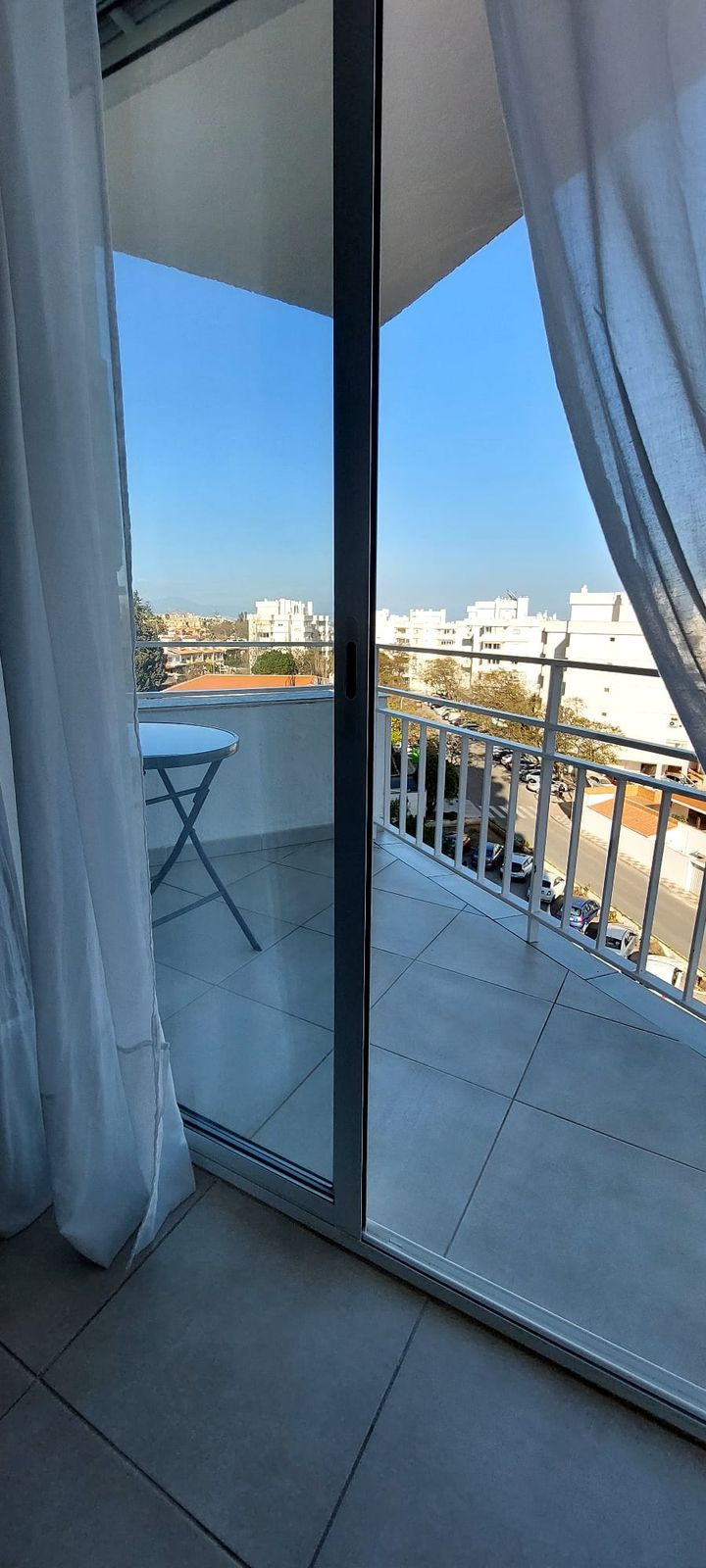 Middle Floor Apartment bilde 8
