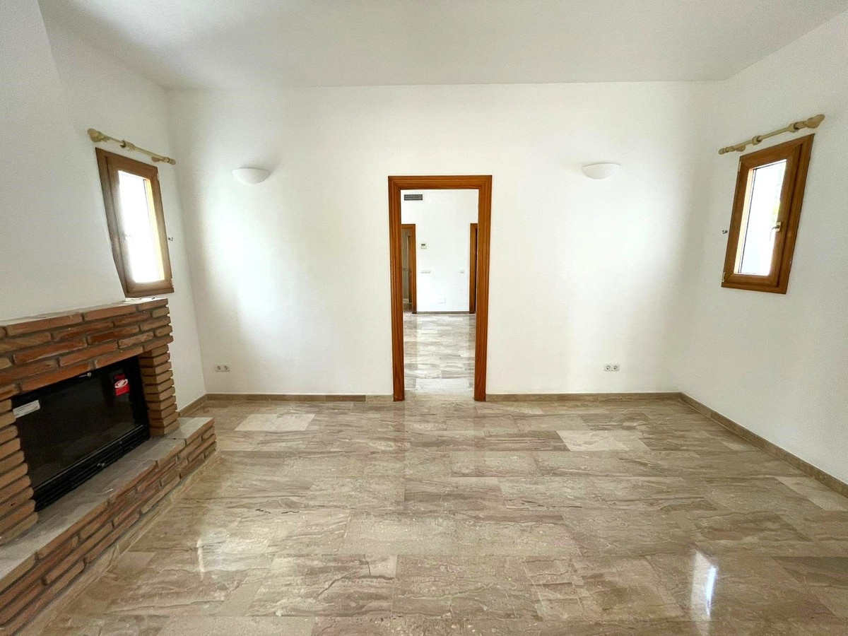 Detached Villa bilde 18
