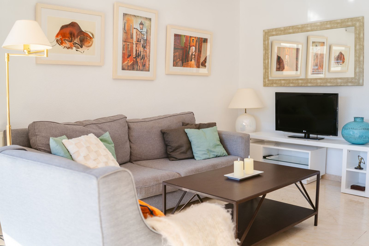 Middle Floor Apartment bilde 12