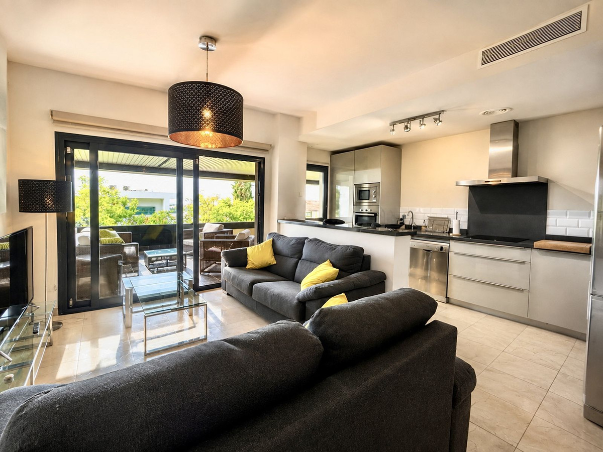 Middle Floor Apartment bilde 1