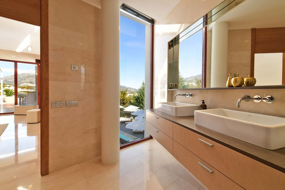 Detached Villa bilde 16
