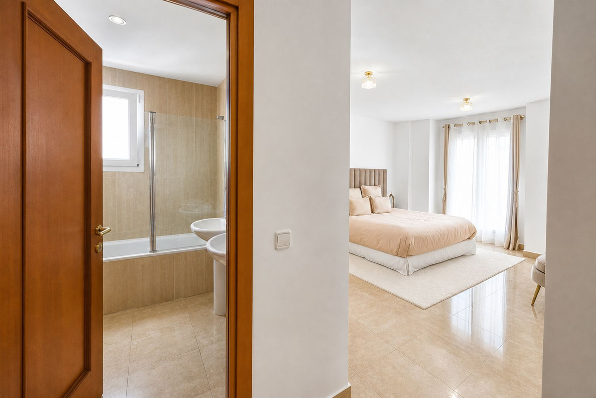 Detached Villa bilde 41
