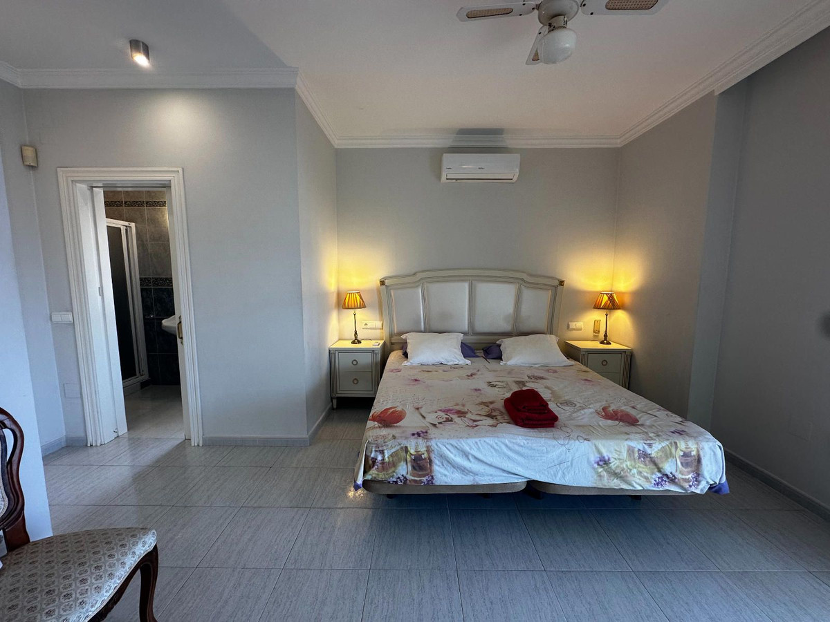Detached Villa bilde 30