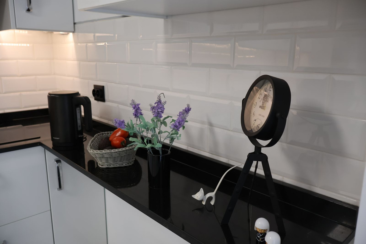 Middle Floor Apartment bilde 9
