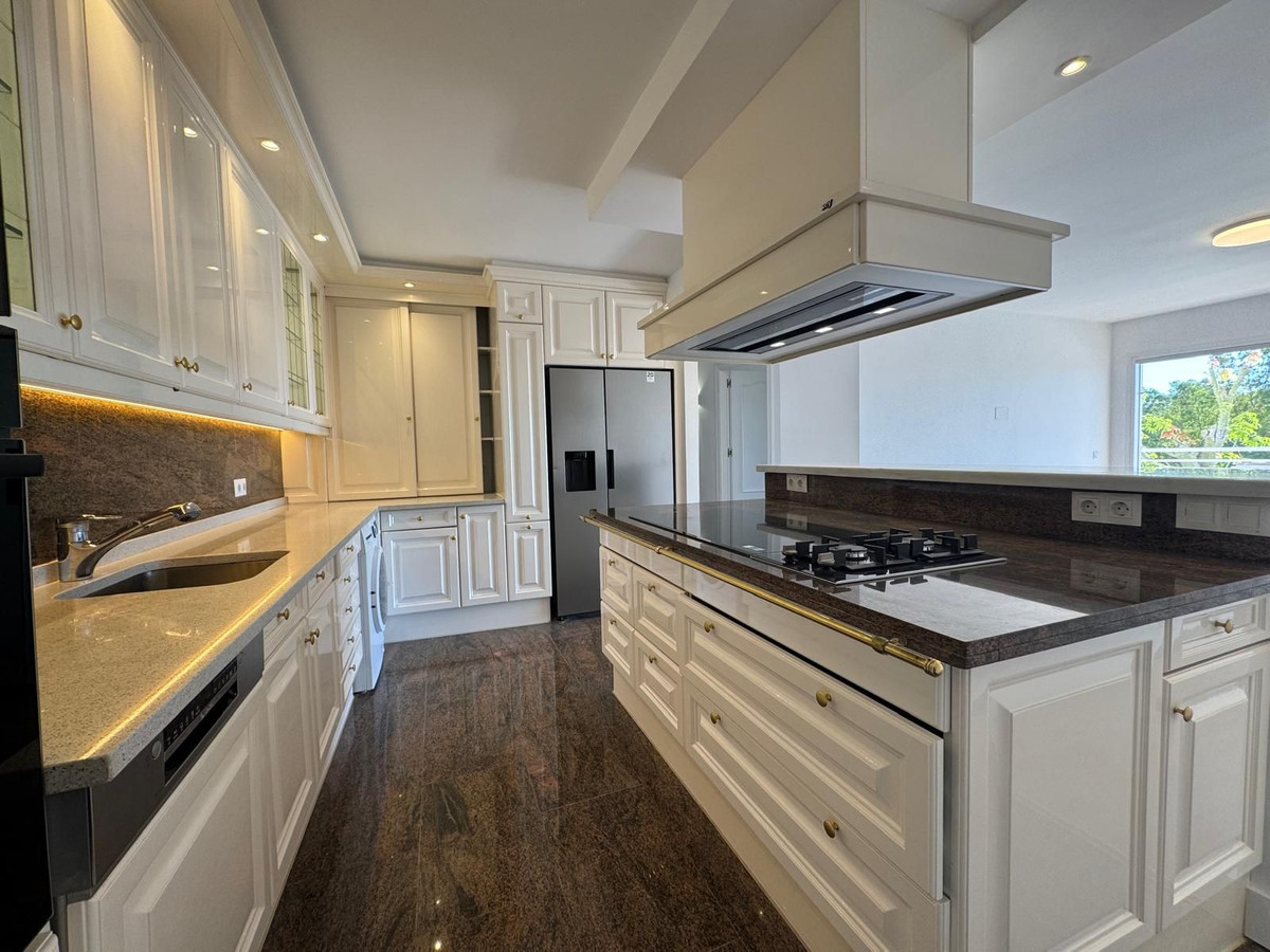 Middle Floor Apartment bilde 9