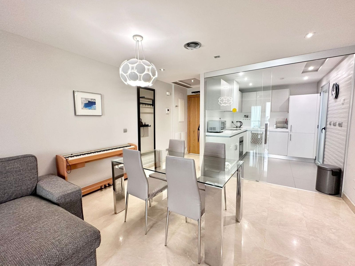 Middle Floor Apartment bilde 3