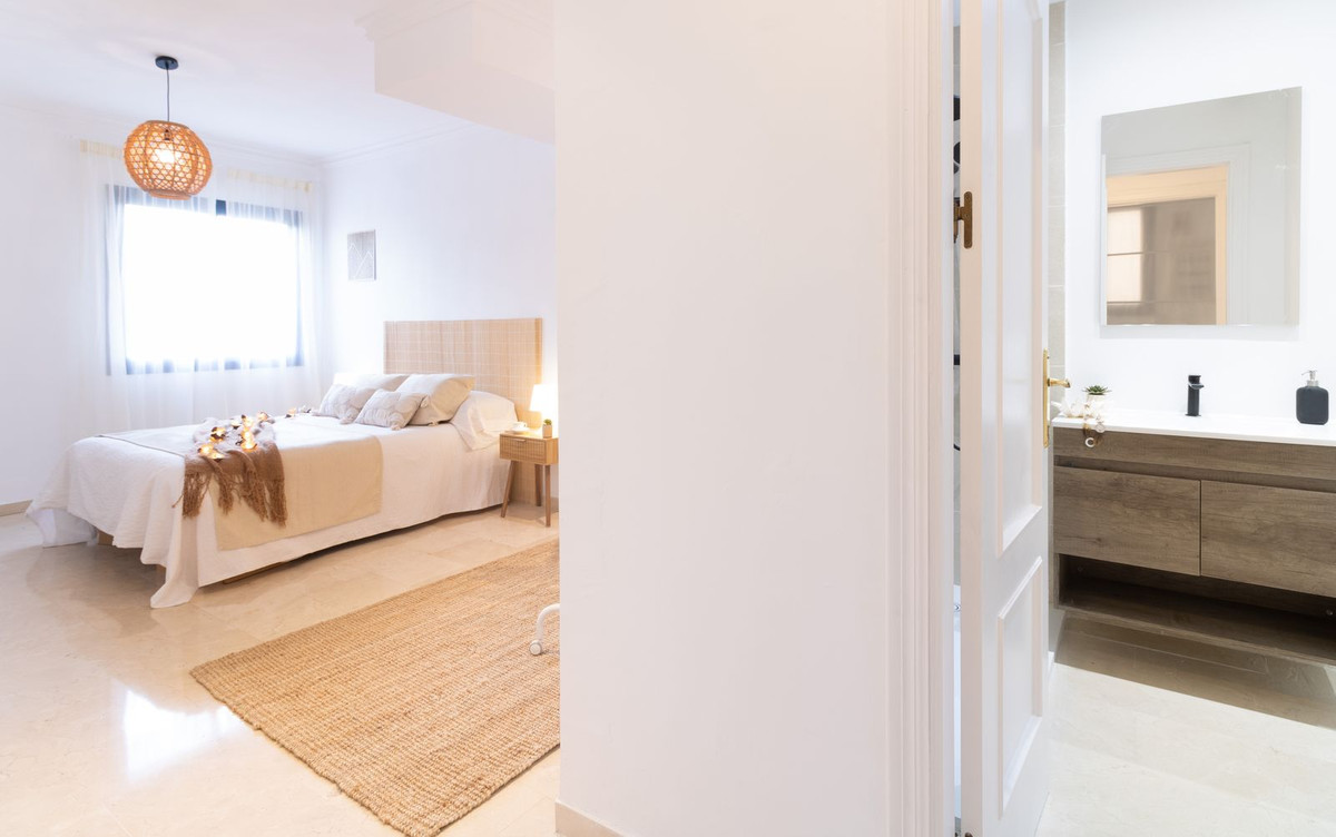 Middle Floor Apartment bilde 12