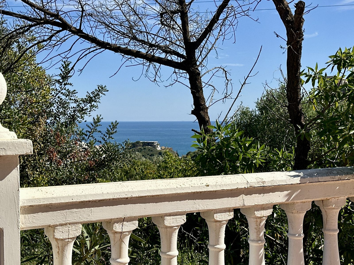 Detached Villa bilde 3