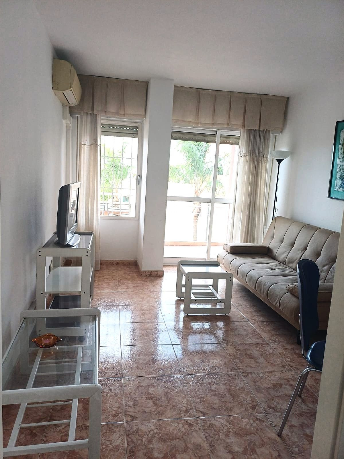 Middle Floor Apartment bilde 1