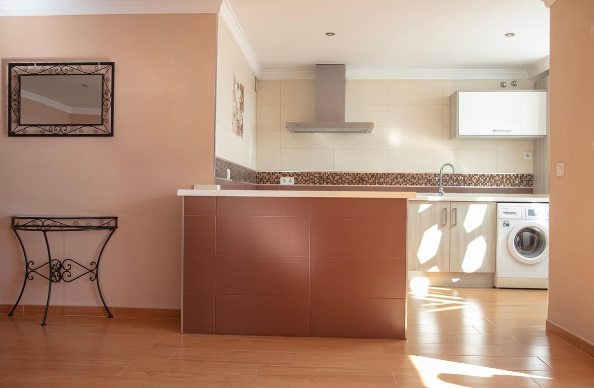 Middle Floor Apartment bilde 4