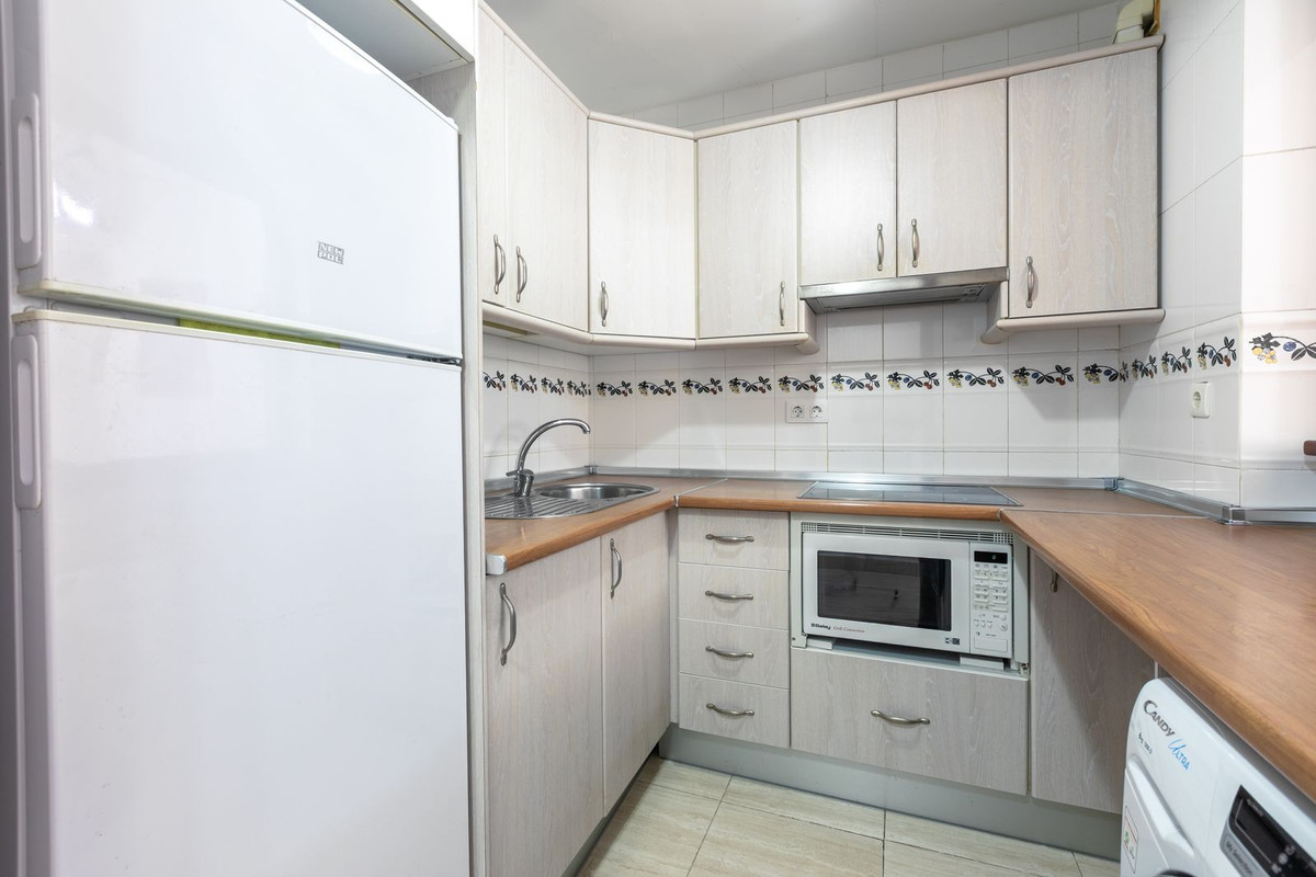 Middle Floor Apartment bilde 18