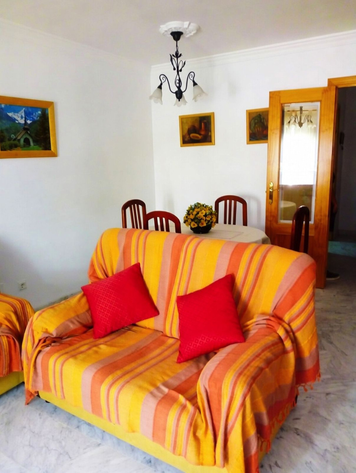 Middle Floor Apartment bilde 3