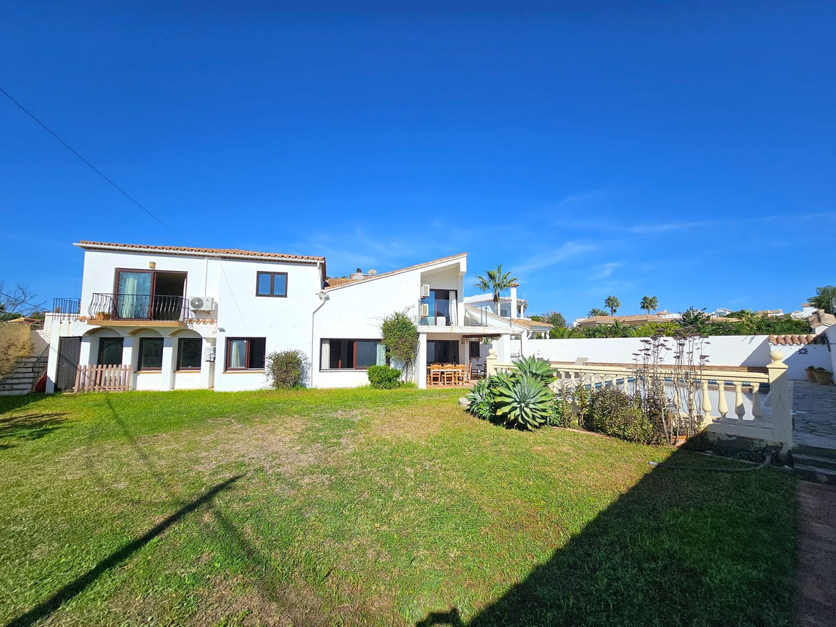 Detached Villa bilde 4