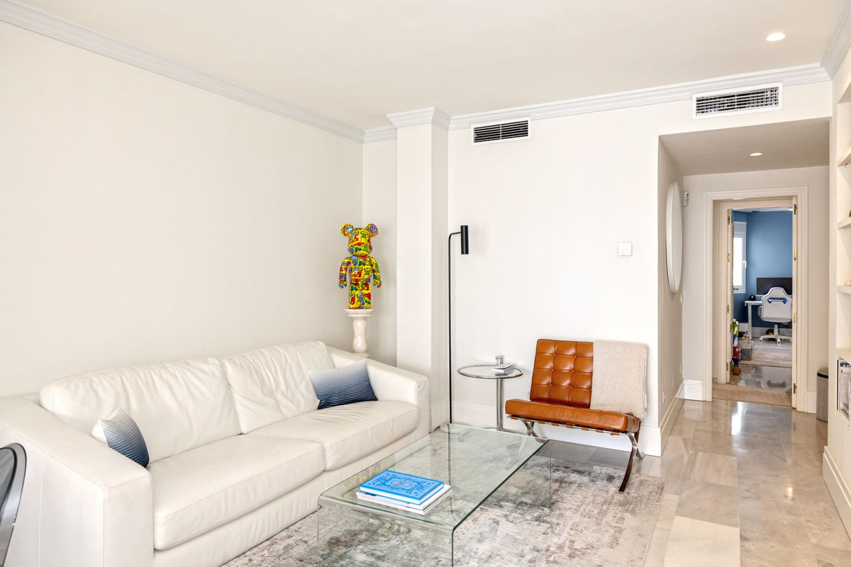 Middle Floor Apartment bilde 44