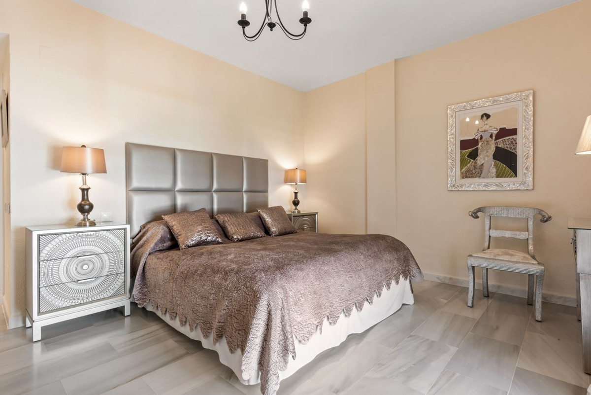 Middle Floor Apartment bilde 13