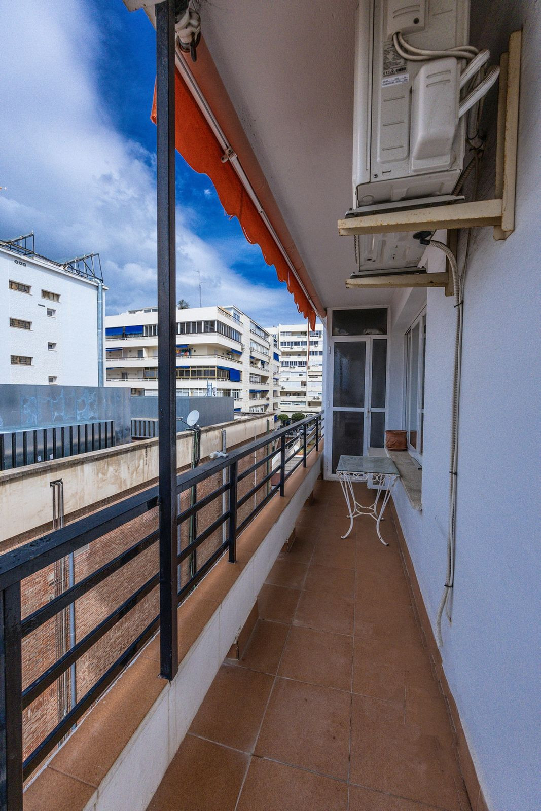 Middle Floor Apartment bilde 3