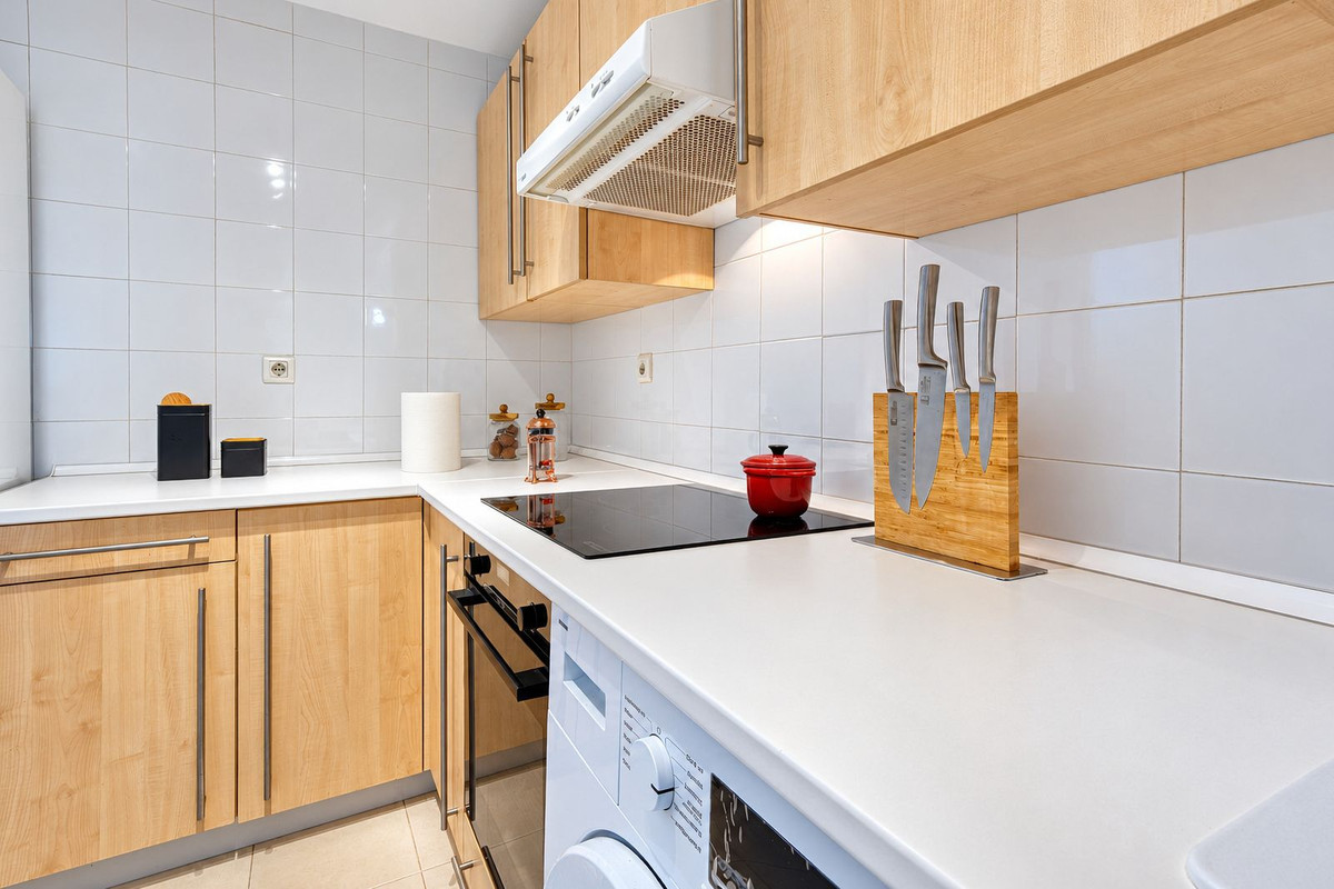 Middle Floor Apartment bilde 18