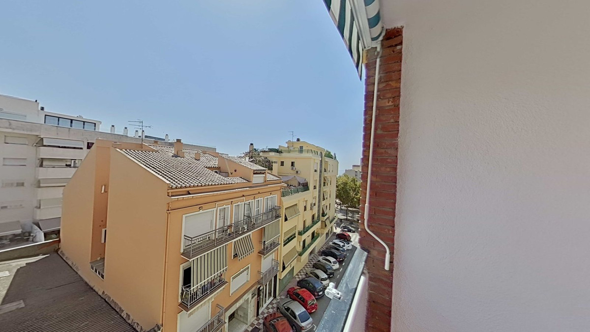 Middle Floor Apartment bilde 7