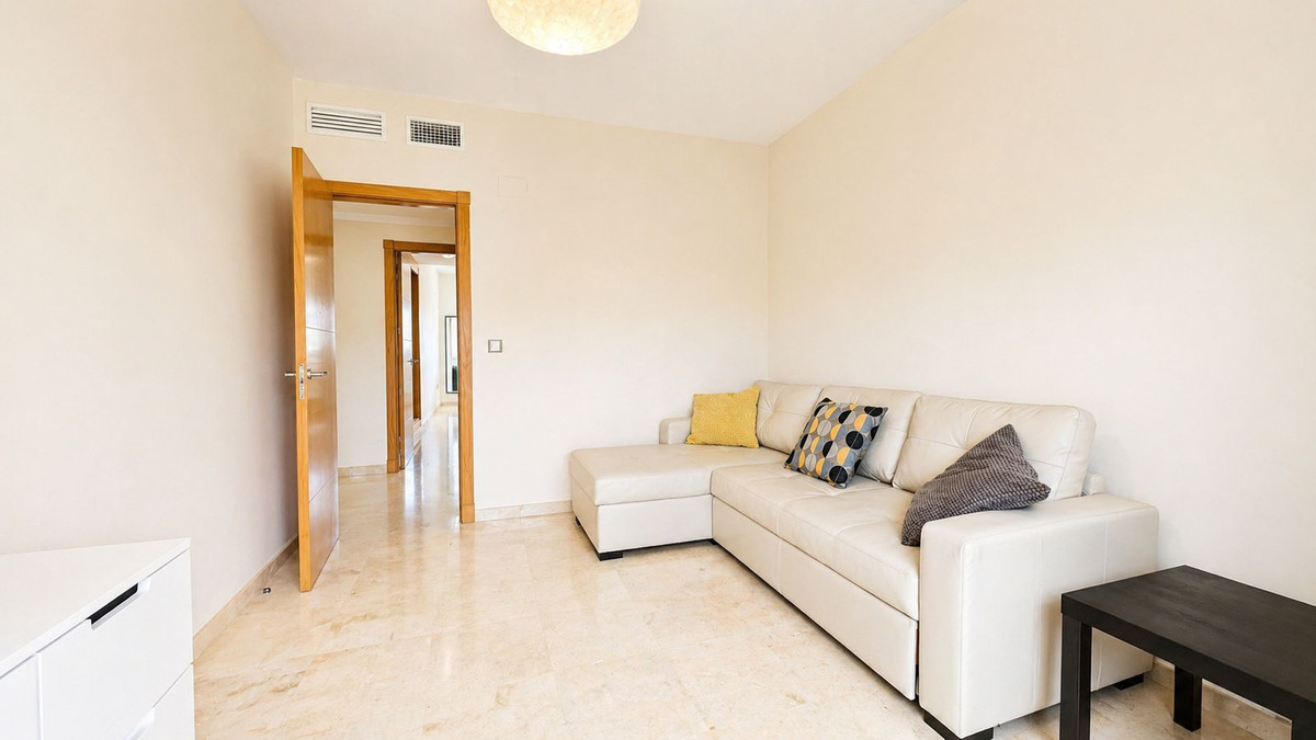 Middle Floor Apartment bilde 21