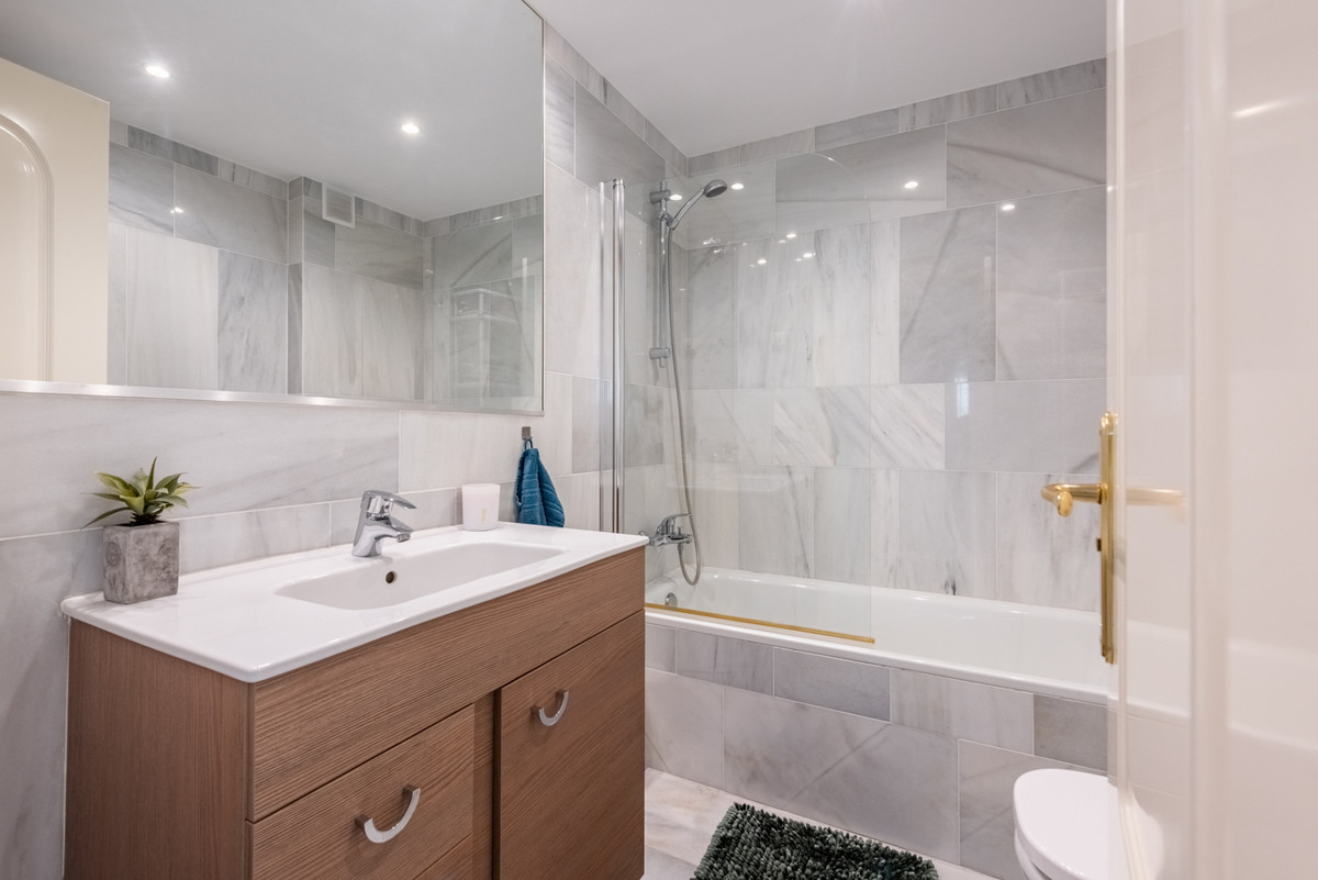 Middle Floor Apartment bilde 14