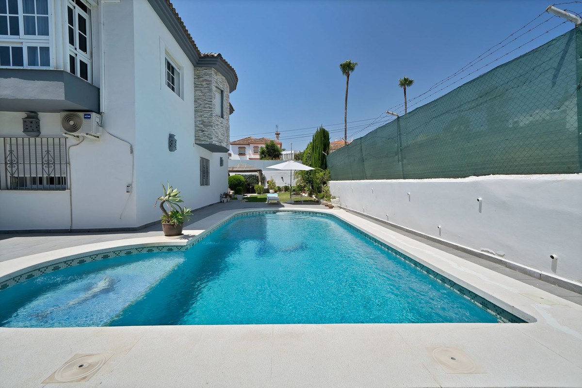 Detached Villa bilde 57