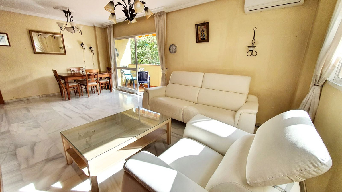 Middle Floor Apartment bilde 7