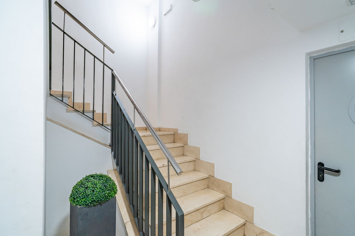 Middle Floor Apartment bilde 12