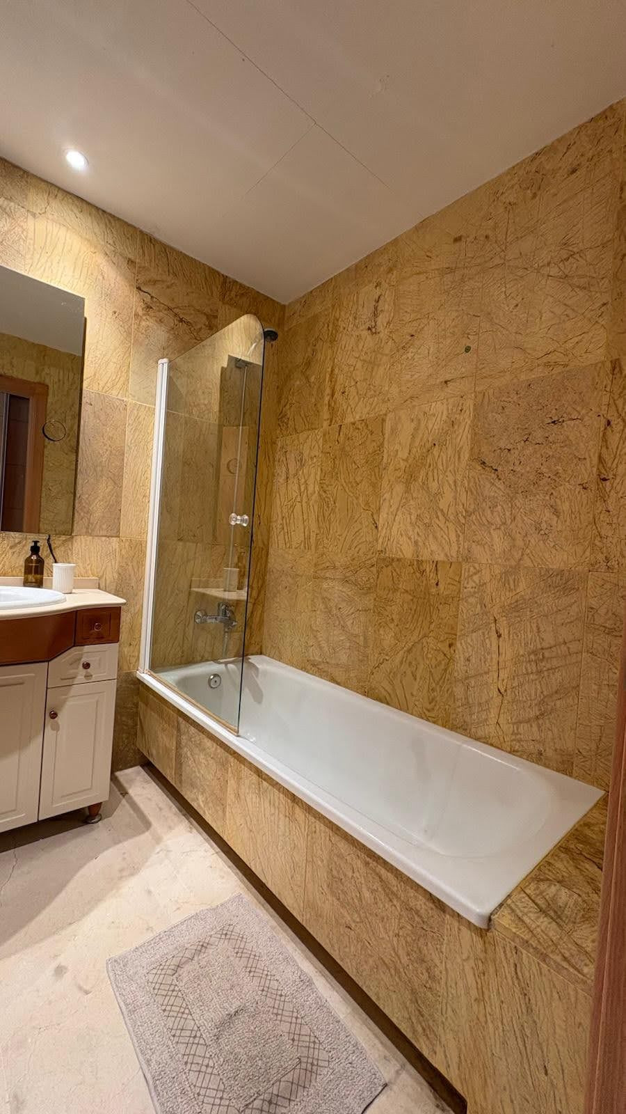 Middle Floor Apartment bilde 15