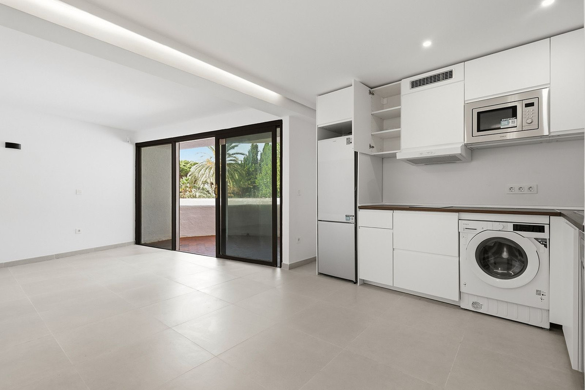 Middle Floor Apartment bilde 8